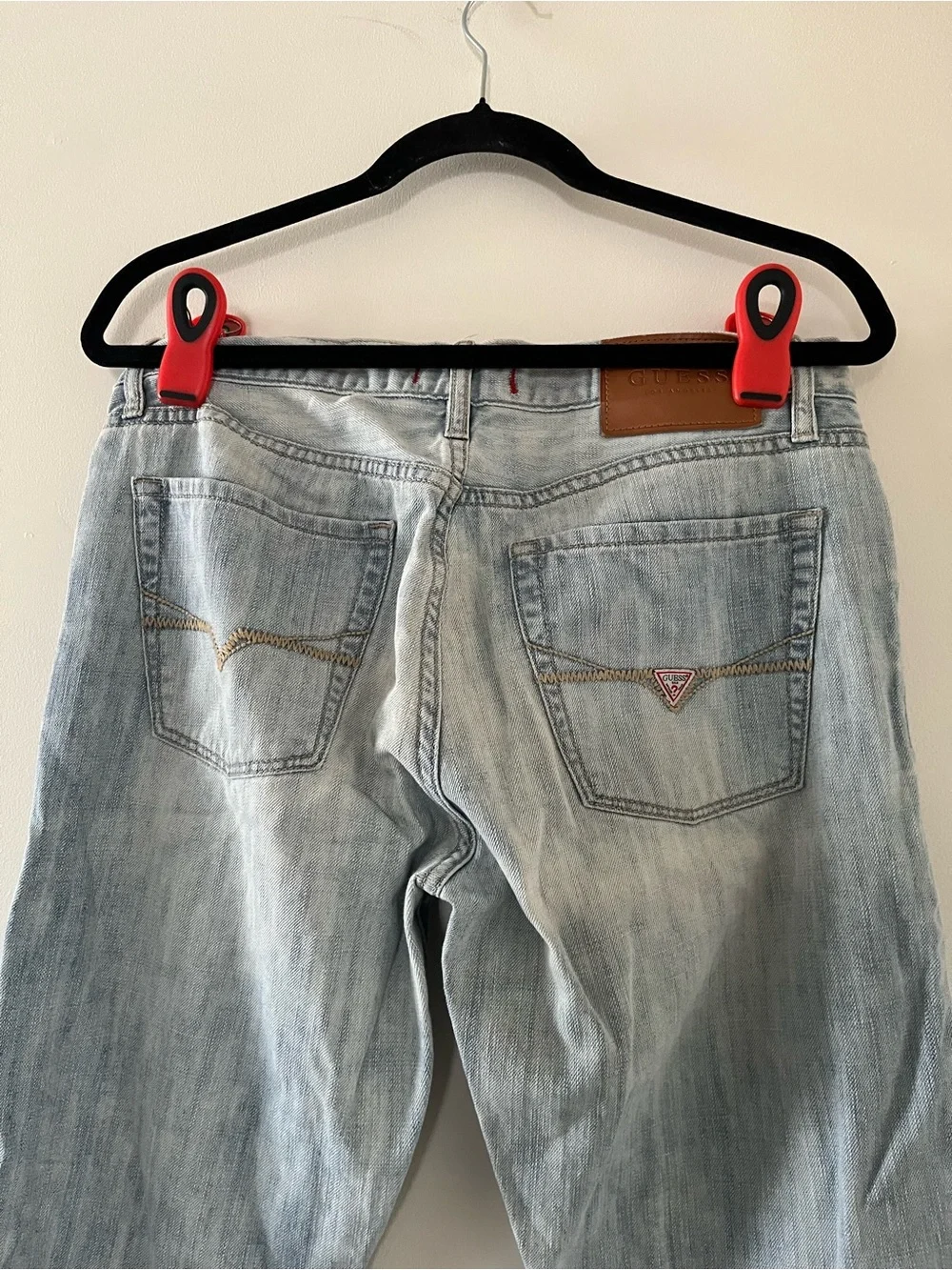 Guess Men's Light Wash Blue Slim Straight Jeans 32 X 30 Vintage Inspired 90s